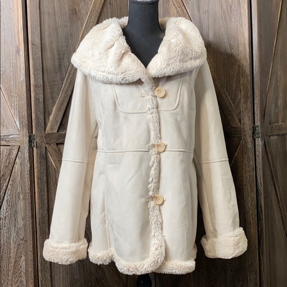 Jones New York Jackets & Blazers - Jones New York woman's faux suede jacket